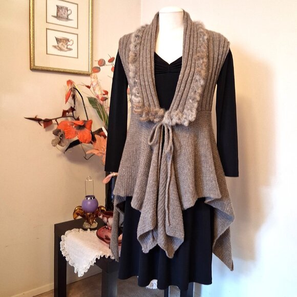 NWT Woman's I AM Sleeveless Asymmetric Hem Cashmere Cardigan Vest Sweater - Picture 9 of 9